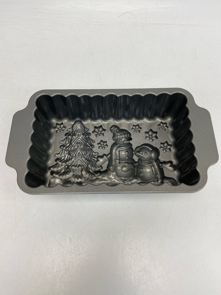 Nordic Ware Dark Gray Snowman Winter