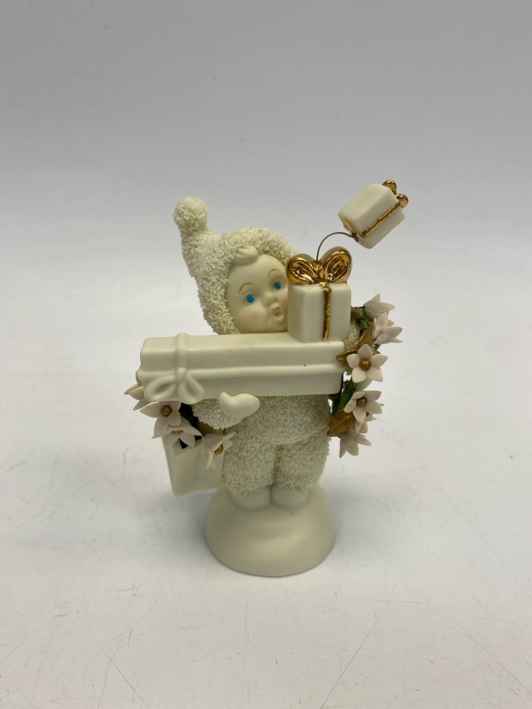 Cream Snowbabies Christmas