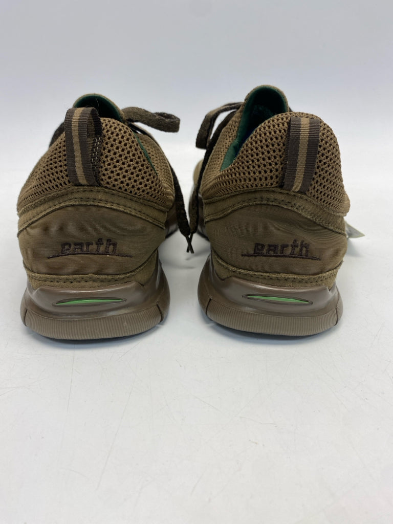 NWT Earth Size 9.5 Brown Lace-Up Men&