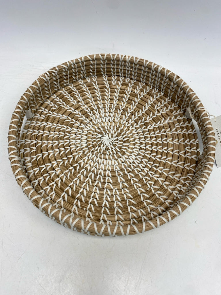 NWT Natural White Woven Tray