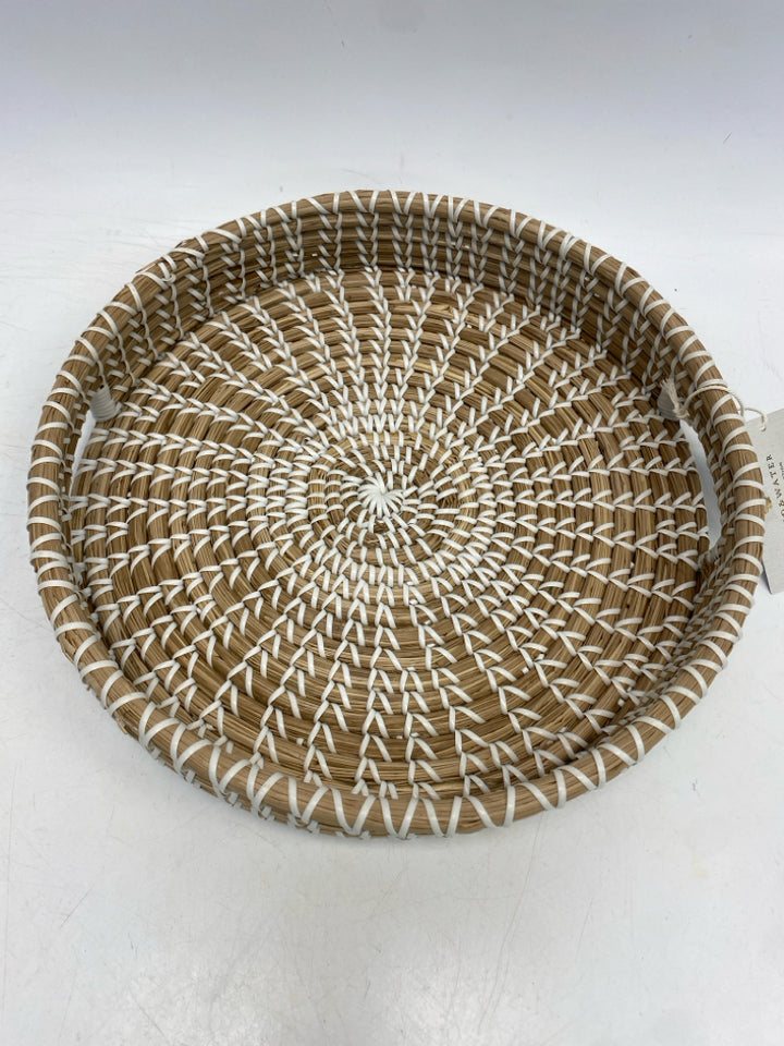 NWT Natural White Woven Tray