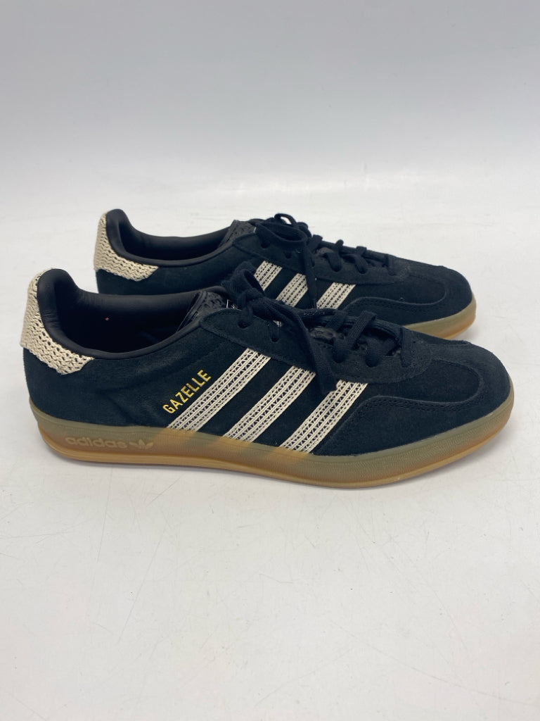 NWOT Adidas  Size 7.5 Black Cream Sneakers