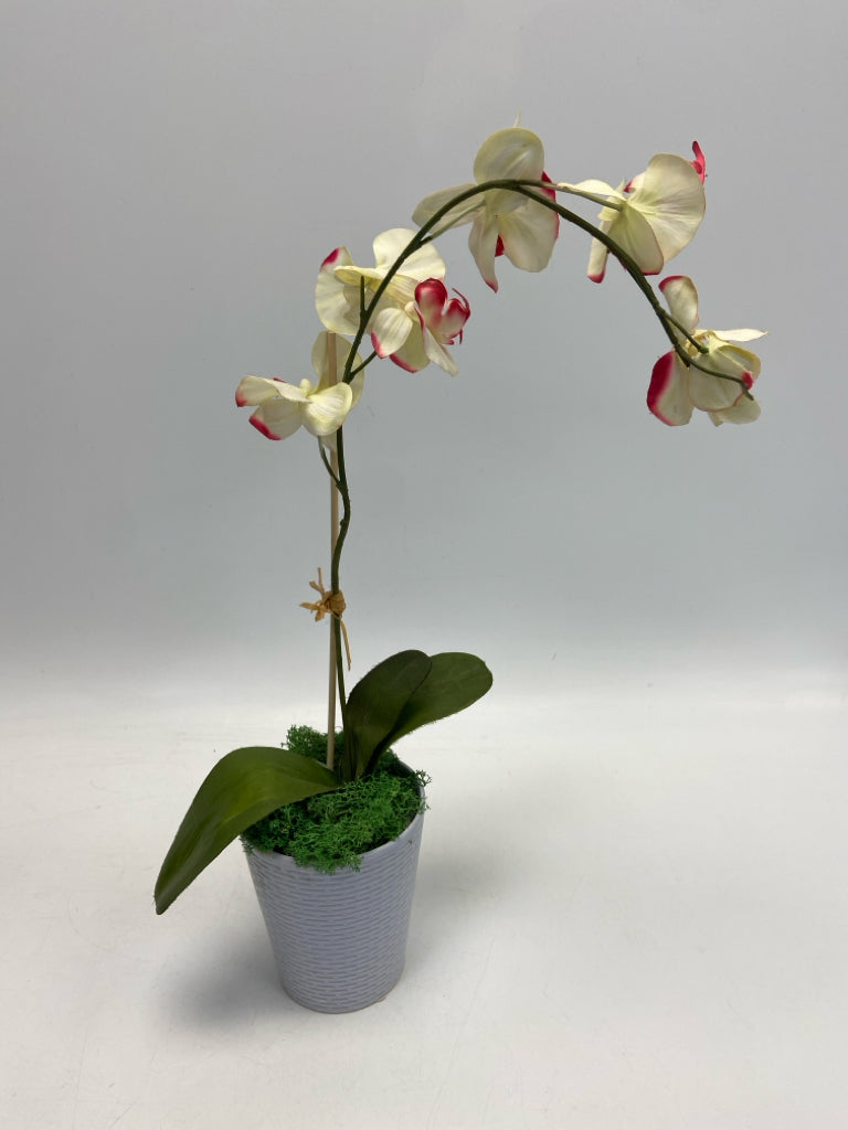 White/Pink Gradient Ceramic Floral Arrangement