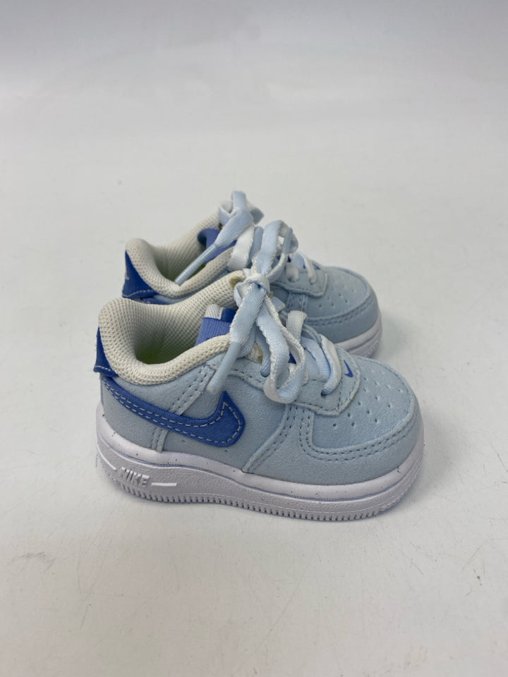 Nike SIZE 2 Pale Blue Periwinkle Lace-Up Girl&