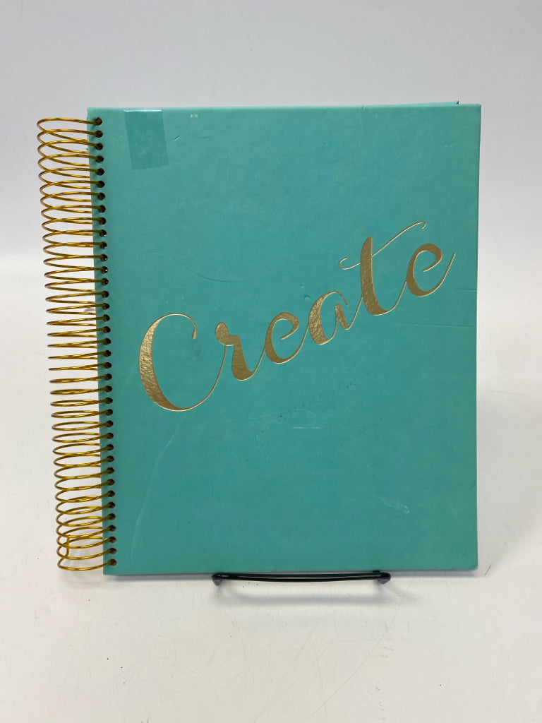 Aqua Arts and Crafts