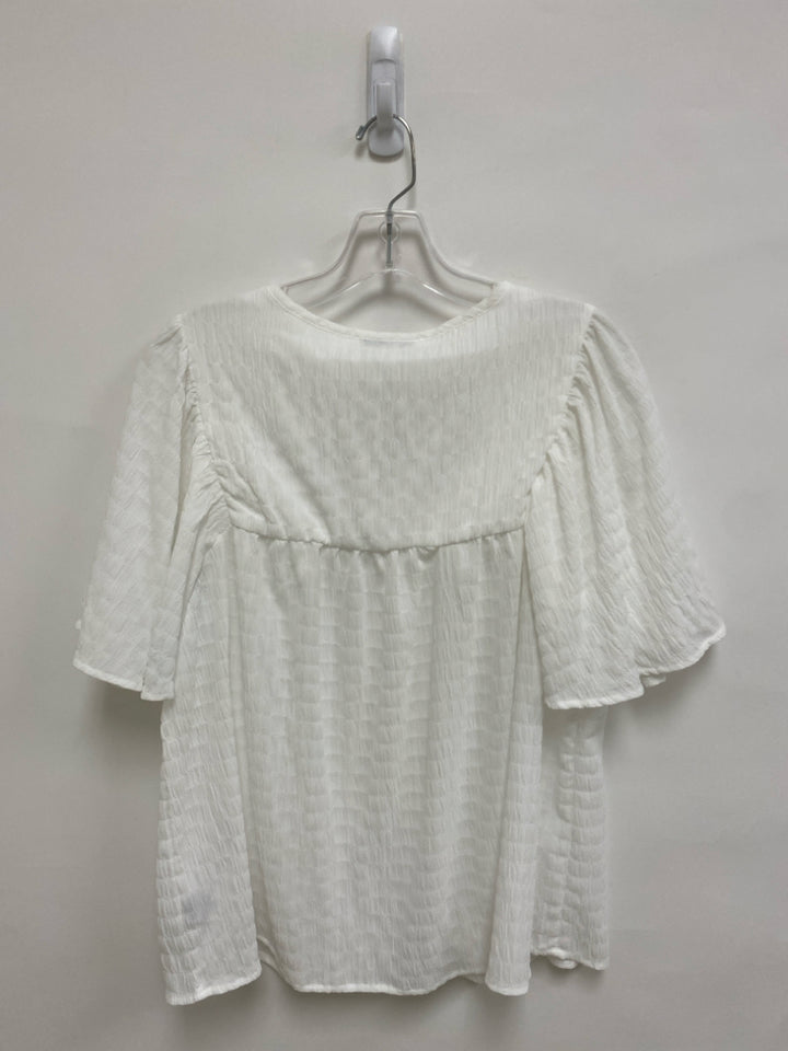 NWT SABRINA LAUREN Size M White Lace Ladies Top