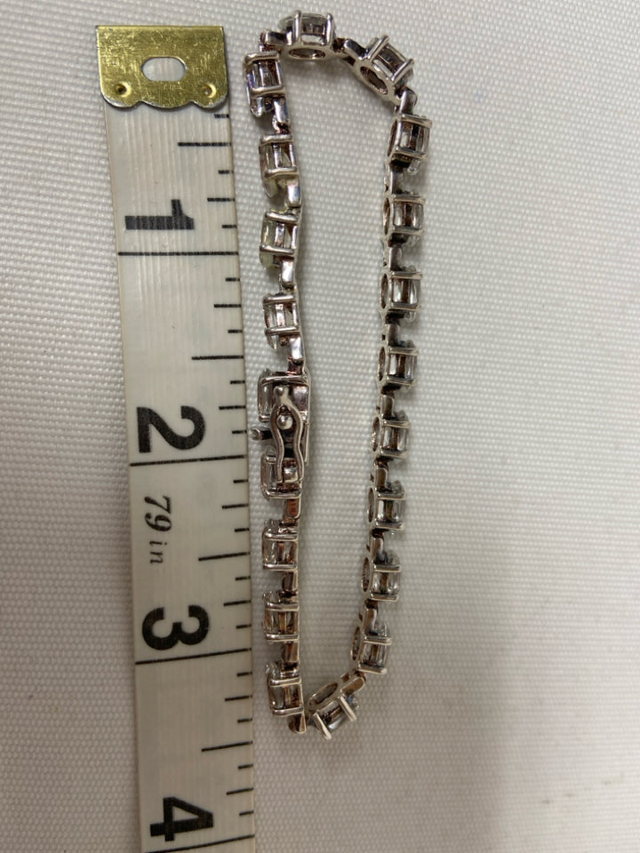 Silver Clear Jeweled Bracelet