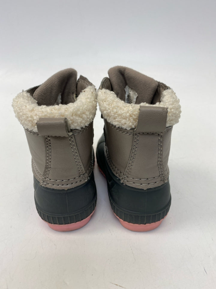 SIZE 6 Gray Girl&