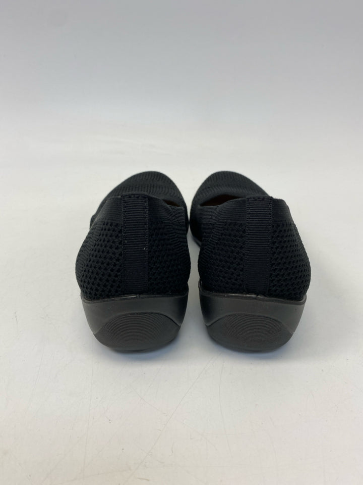 Life Stride  Size 7 Black Fabric Flats