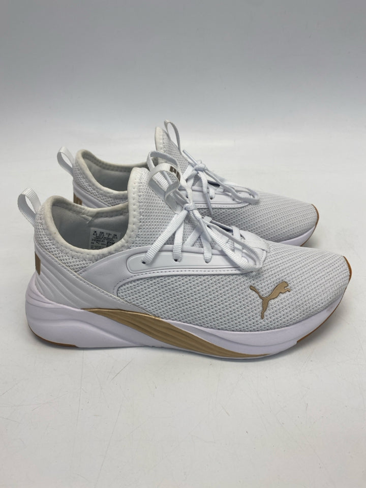 NWOT Puma  Size 7 White Lace-up Sneakers