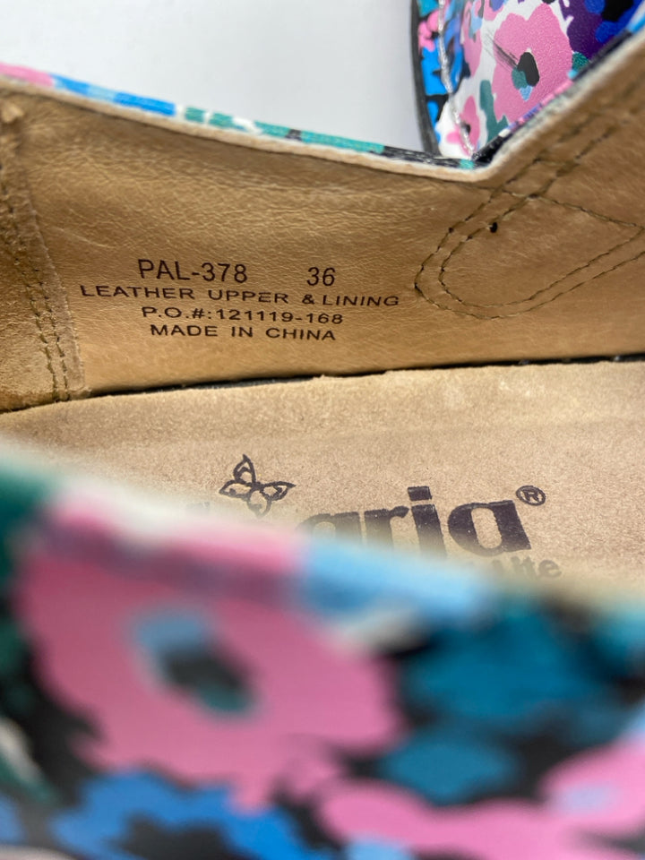 Alegria  Size 36 Blue Green/Multi Flower(s) Flats