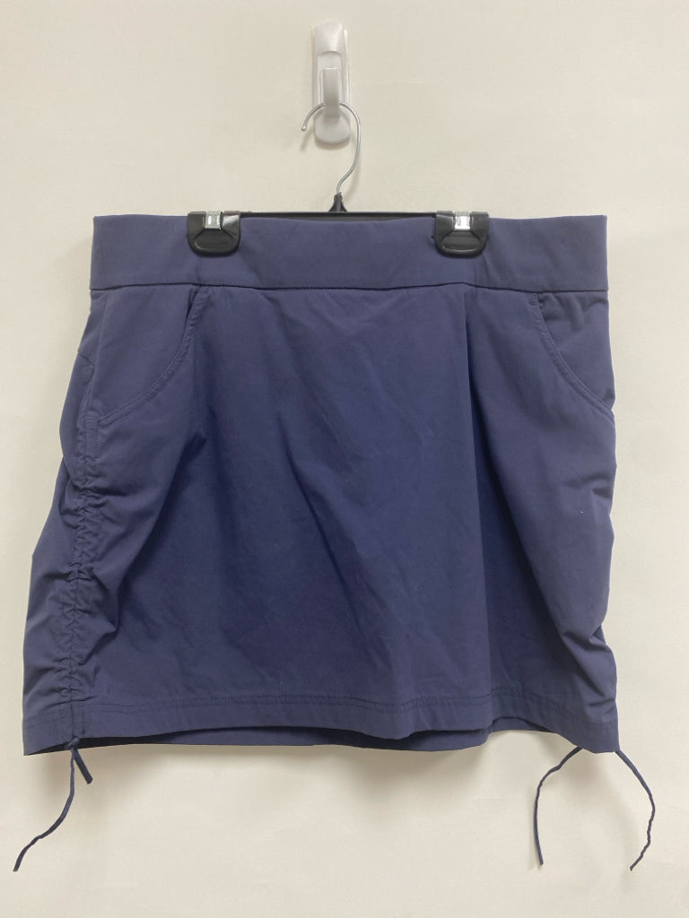Columbia Size L Dusty Blue Ladies Skort