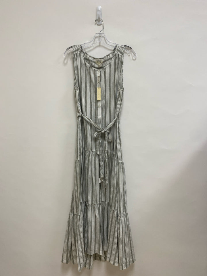 NWT Max Studio Size L White Green Striped Sleeveless Linen Blend Ladies Dress