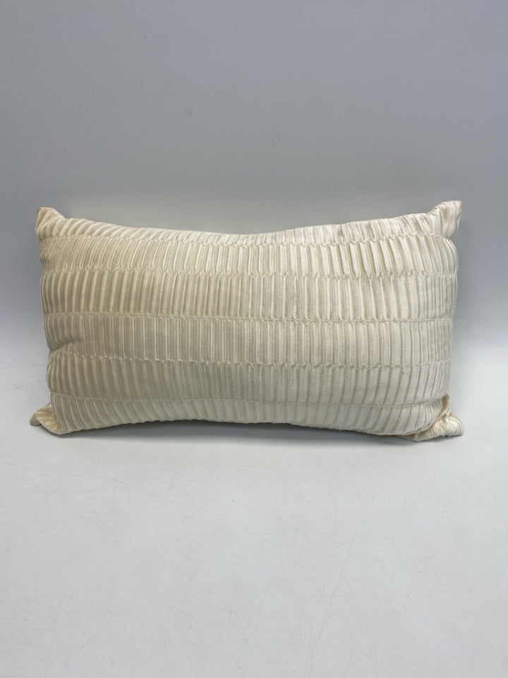 Cream Texture Pillow