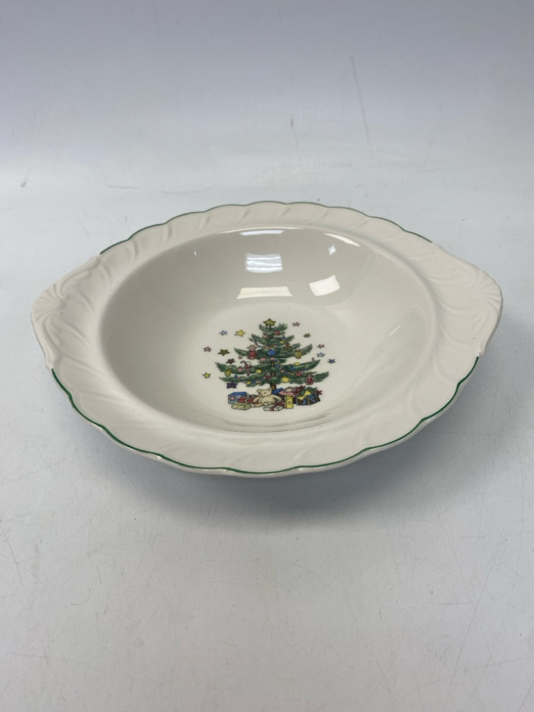 Nikko White Green Christmas