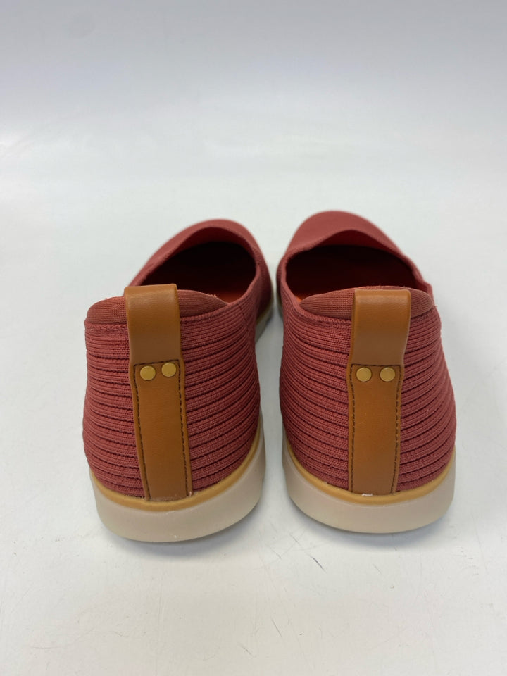 NWOT Ryka  Size 9.5 Dark Red Fabric Sneakers
