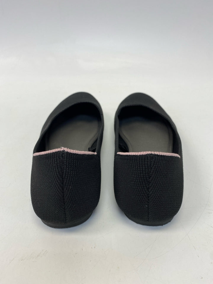 Size 8 Black Knit Flats