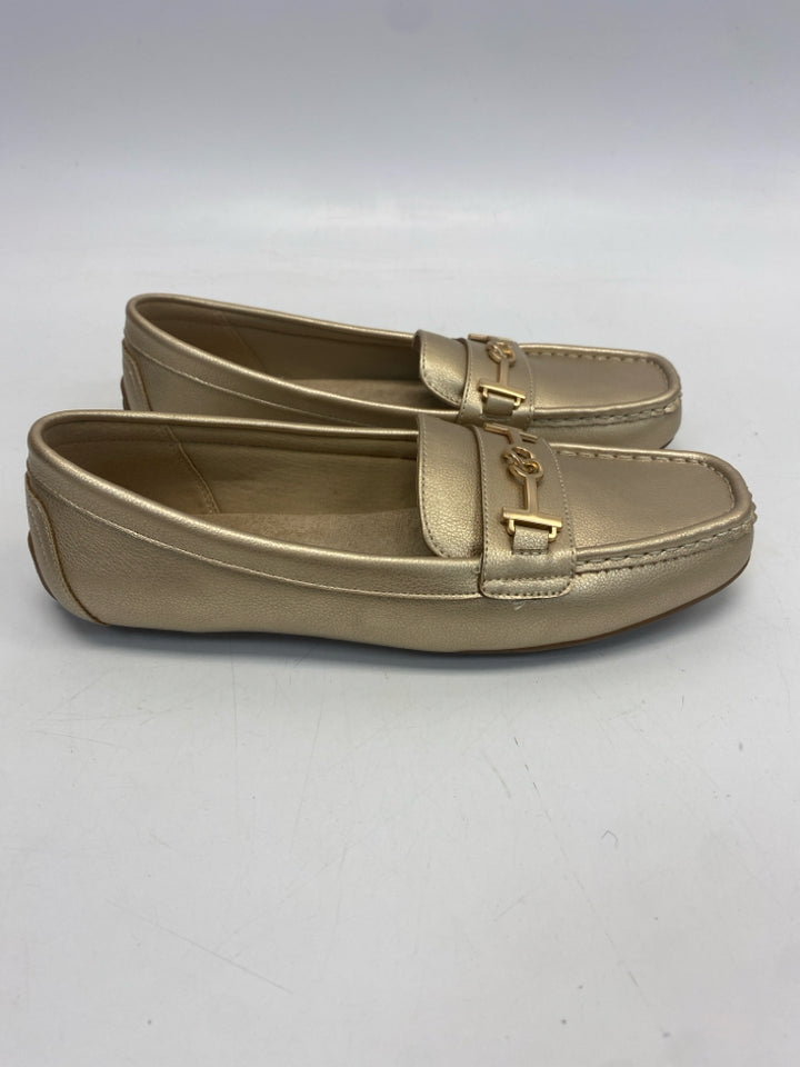 Kim Rogers  Size 8.5 Gold Flats