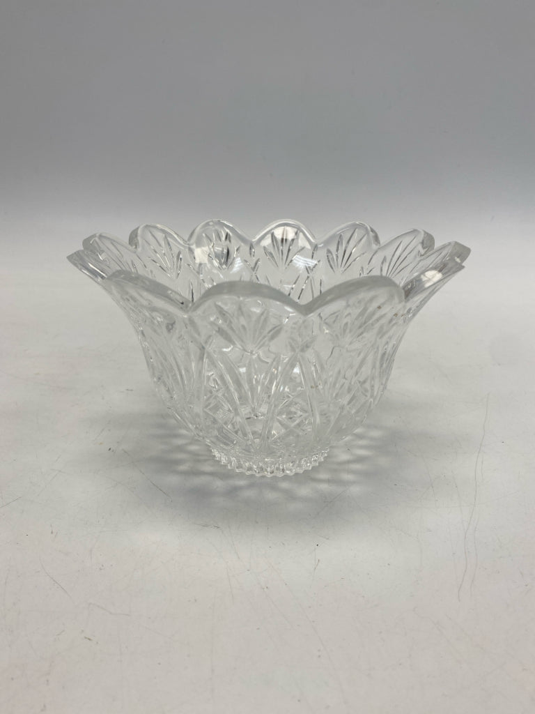 Clear Scalloped Crystal Decorative Bowl