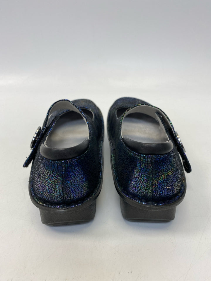 Alegria EU Shoe Size 38 Blue Iridescent Clogs