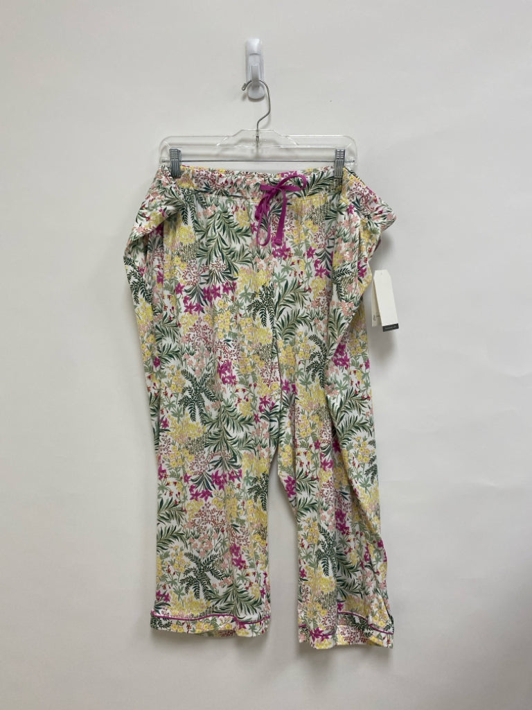 NWT wonderly  SIZE  3X Cream/Green Pink/Yellow Flowers Plus Size Pajamas