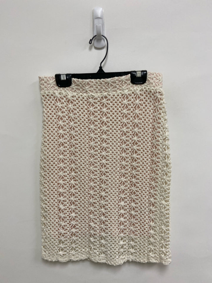 Free People Size 2 Pink Cream Overlay Crochet Ladies Skirt