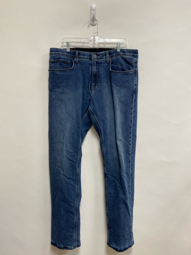 Eddie Bauer Size 36 Blue Men&