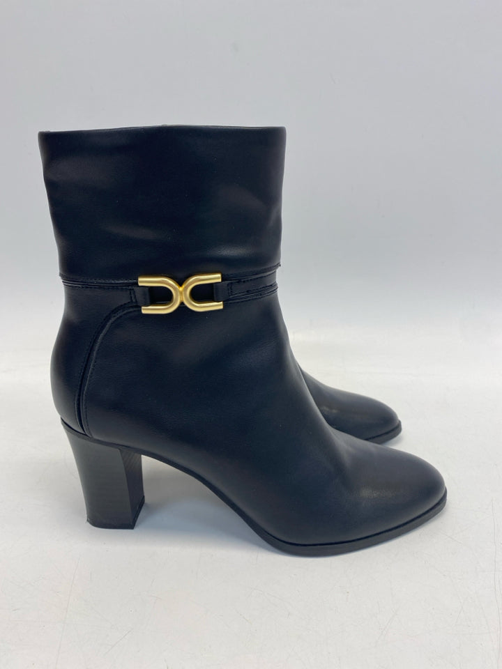 Crown &amp; Ivy US Shoe Size 10 Black Gold Accent(s) Boots