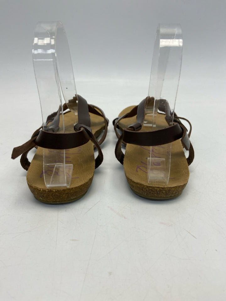 Blowfish  Size 8.5 Dark Brown Crisscross Sandals