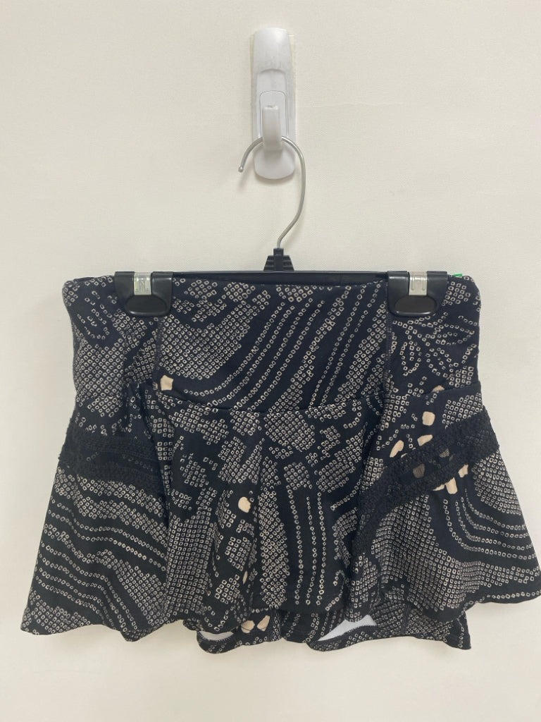 FP Movement Size XS Black Beige Print Ladies Skort