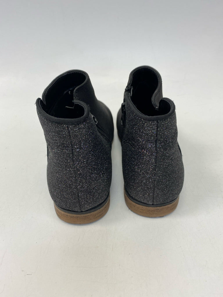 Cat &amp; Jack SIZE 4 Black Girl&