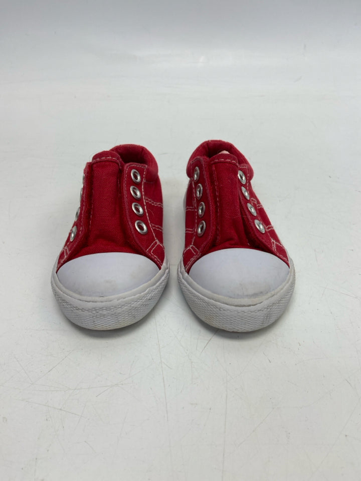 Cat &amp; Jack SIZE 4 Red Boy&
