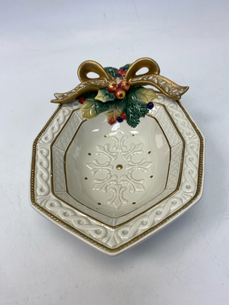 Fitz/Floyd Cream Gold/Multi Fruit Christmas