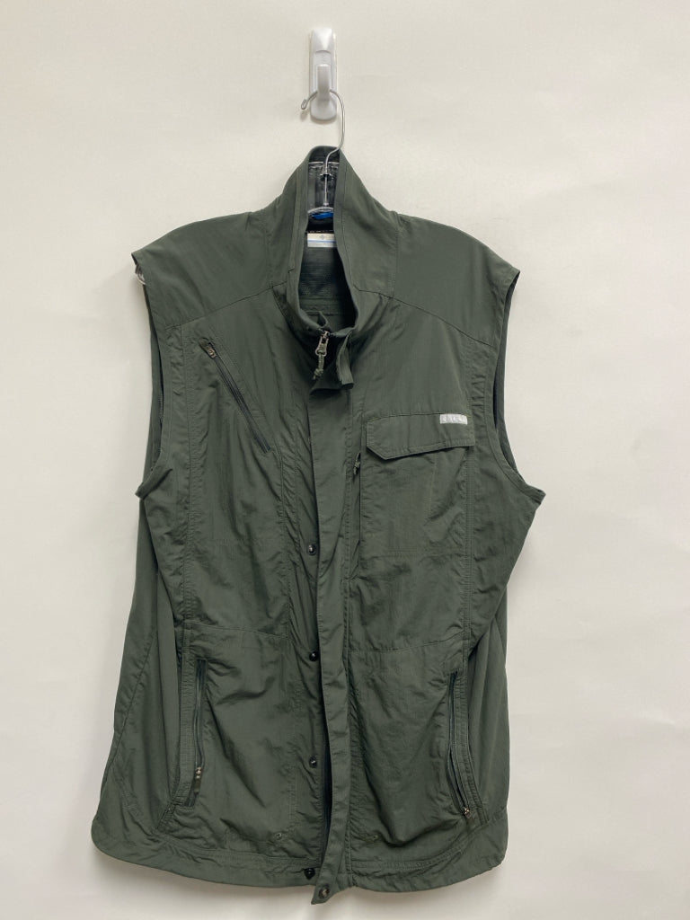 Columbia Size XL Dark Olive Zip Down Men&