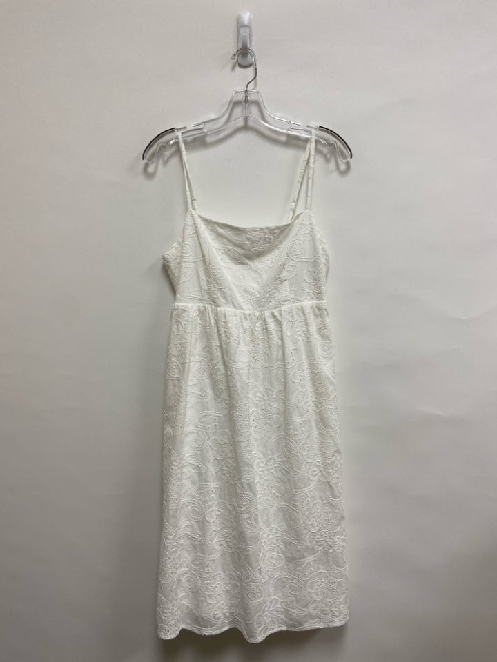 Nanette Lepore Size 8 White Embroidered Sleeveless Ladies Dress