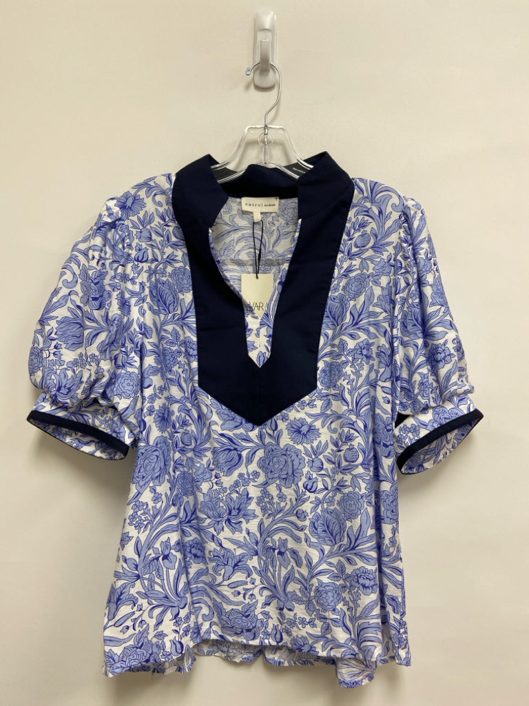 NWT entro Size M Navy White/Blue Flowers Puff Sleeve Ladies Top