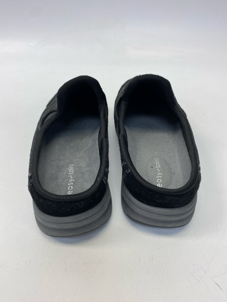 NWOT Easy Spirit  Size 8 Black Sneakers