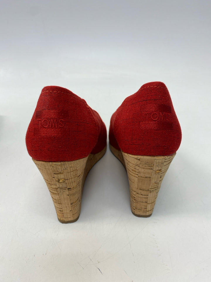 Toms  Size 6.5 Red Sandals