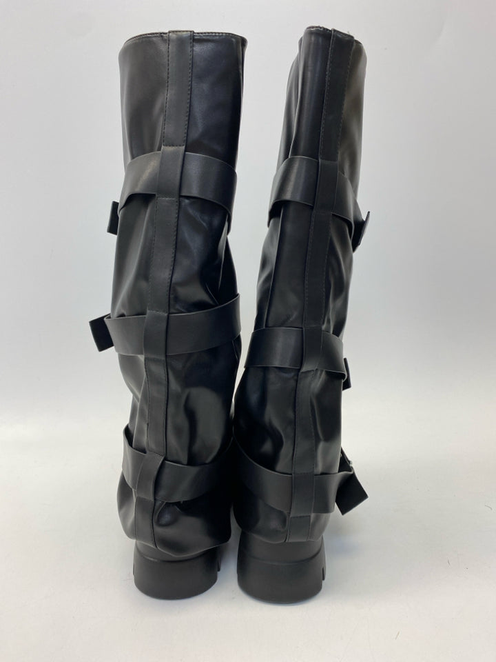 NWOT  Size 7 Black Boots