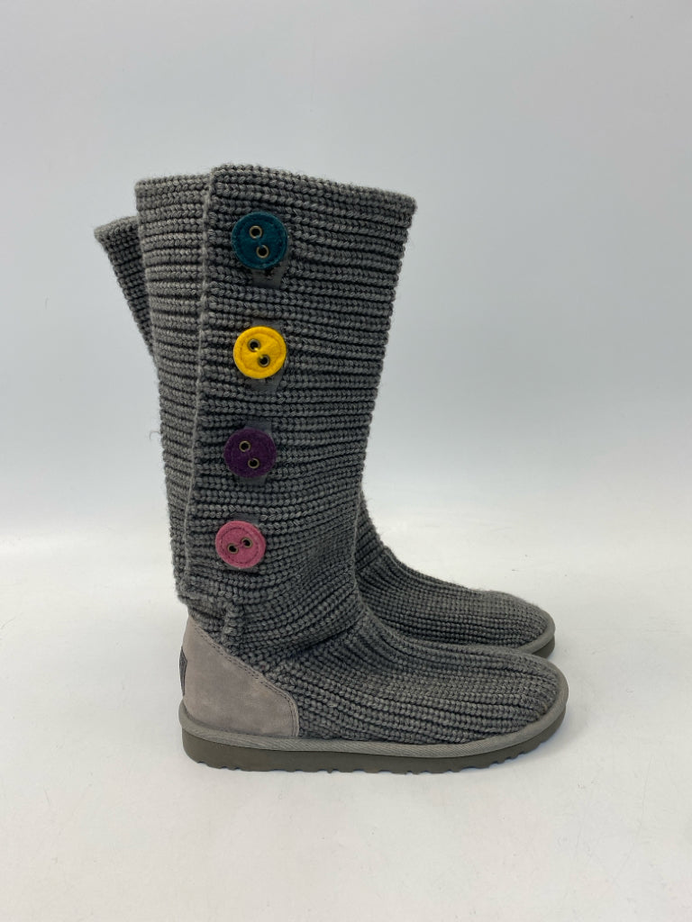NWOT UGG US Size 6 Gray Multi-Color Button(s) Boots