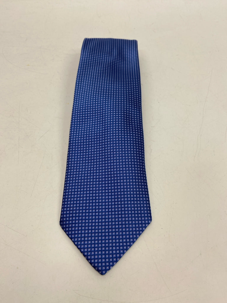 Blue Light Blue Checkered Men&