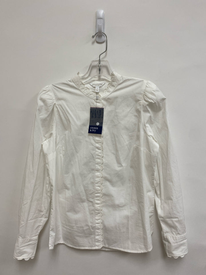 NWT Crown &amp; Ivy Size S White Button Up Ladies Top