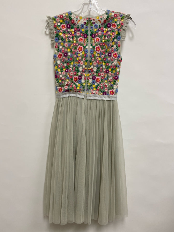 Needle &amp; Thread Size 2 Gray Multi Color Embroidered Sleeveless Ladies Dress