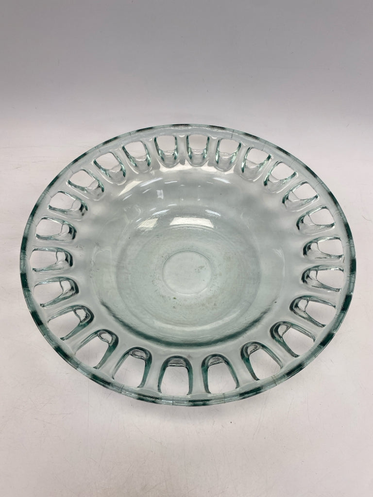 Green Cut-Out Trimmed Decorative Bowl