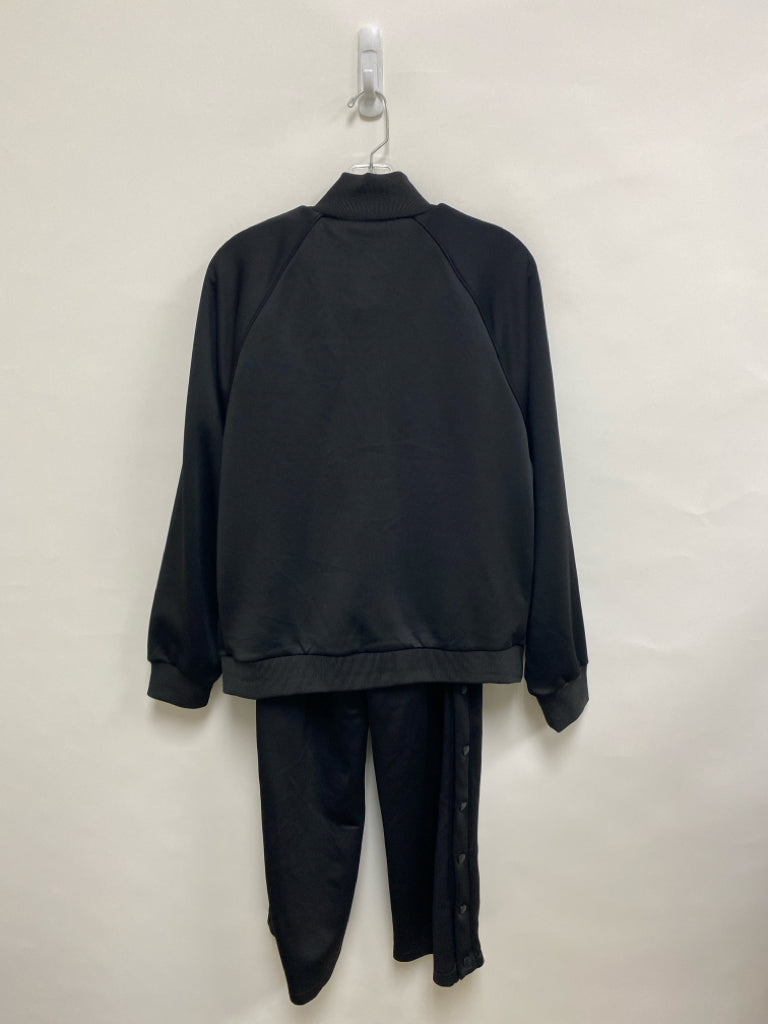 SKIMS Size XS Black Athletic 2pc