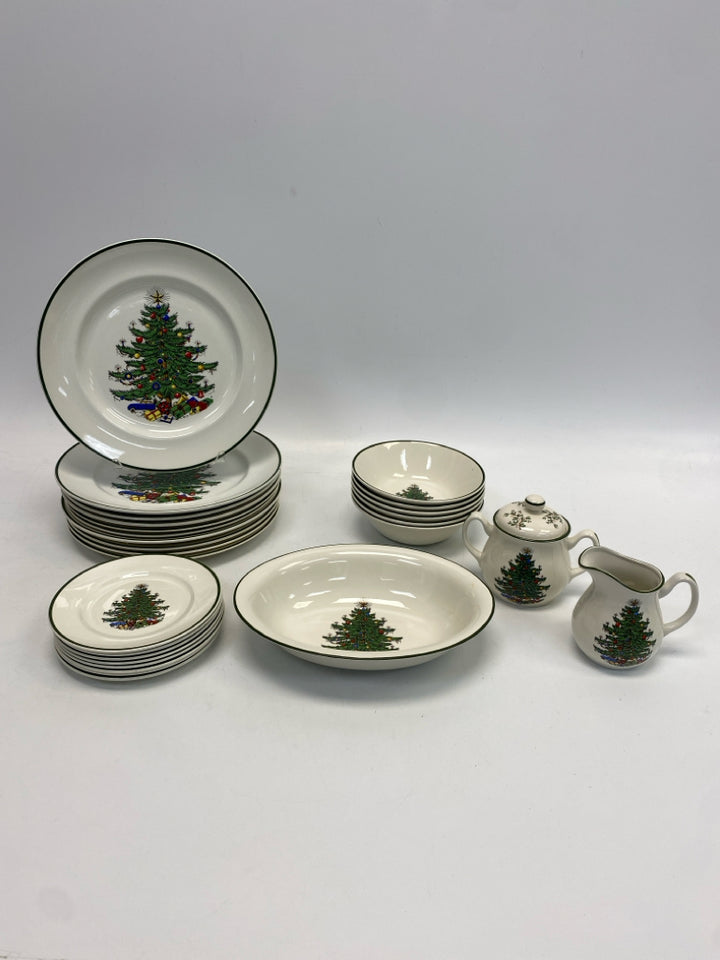 White Green Trees Christmas