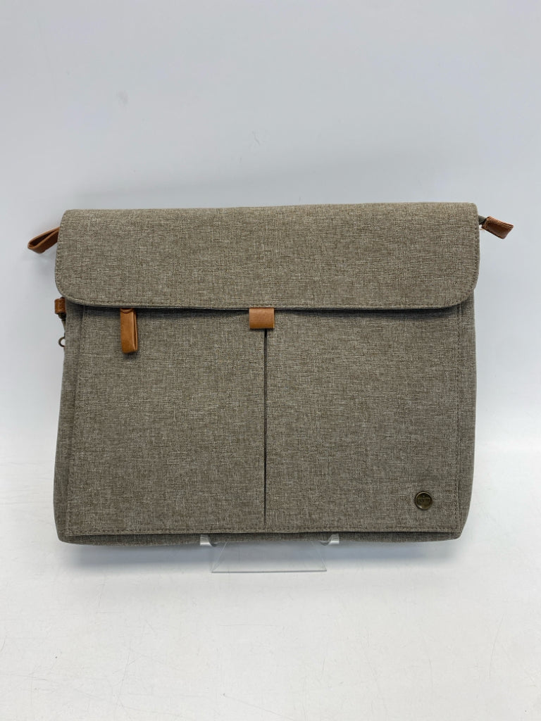 Brown Electronic/Accessory