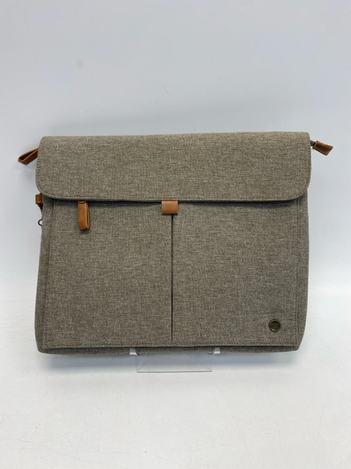 Brown Electronic/Accessory