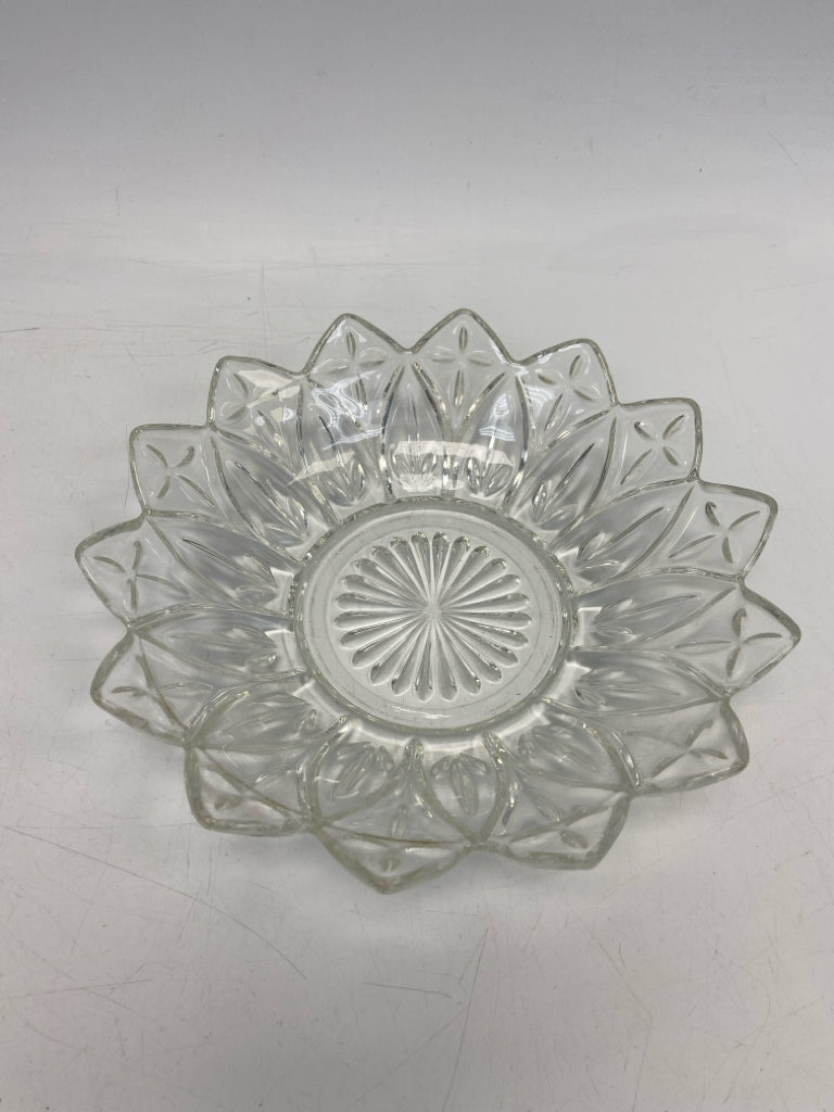 Clear Petals Bowl(s)