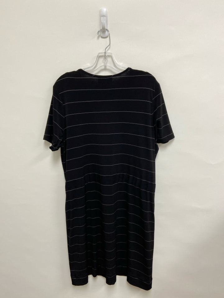 joseph ribkoff  SIZE  16 Black White Striped Plus Size Dress